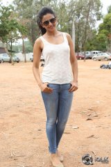 Rakul Preet Singh On The Sets Of Loukyam Movie